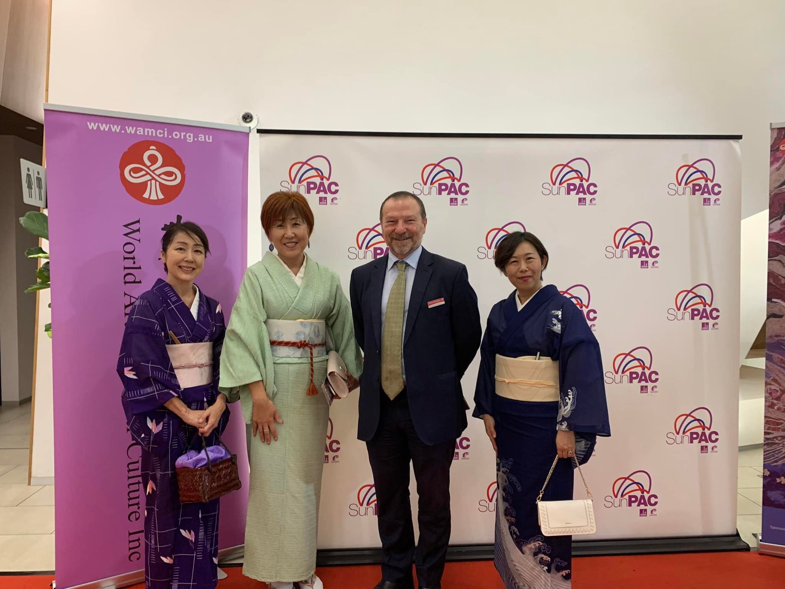 Multicultural Performance 22